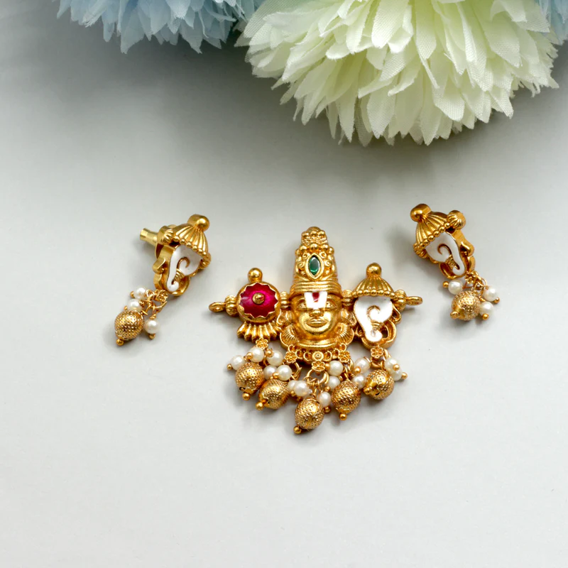 Premium Enamel Tirupathi Shankh Chakra Namam Pendant set